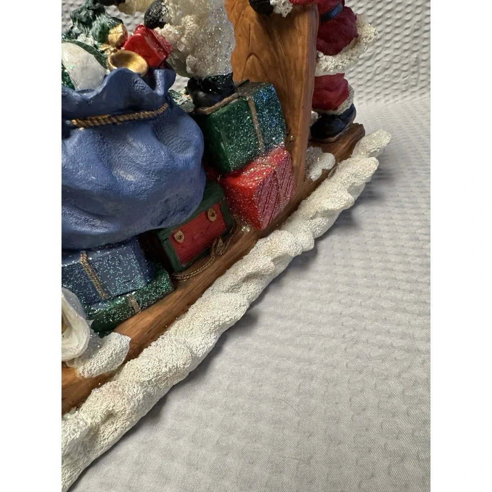 Vintage Santas Collection #99990 Santa and 2 Snowmen on a Sleigh Resin EUC